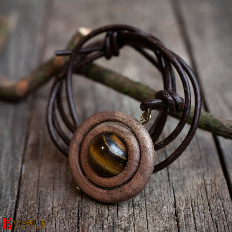 Кулон "Армиллярная сфера" - из древесины американского ореха