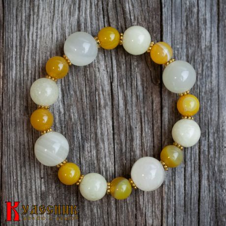 Браслет "Медовый" - из жёлтого агата, оникса и берилла