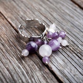 Кольцо "Букет сирени" из аметиста, розового кварца и речного жемчуга