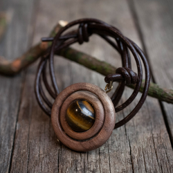 Кулон "Армиллярная сфера" - из древесины американского ореха