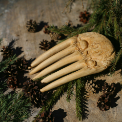 Гребень "Любопытный ёжик" - из древесины липы